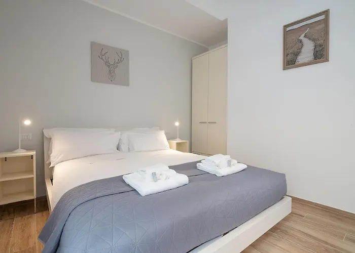 Emily Valles Apartment Saint Peter\'S